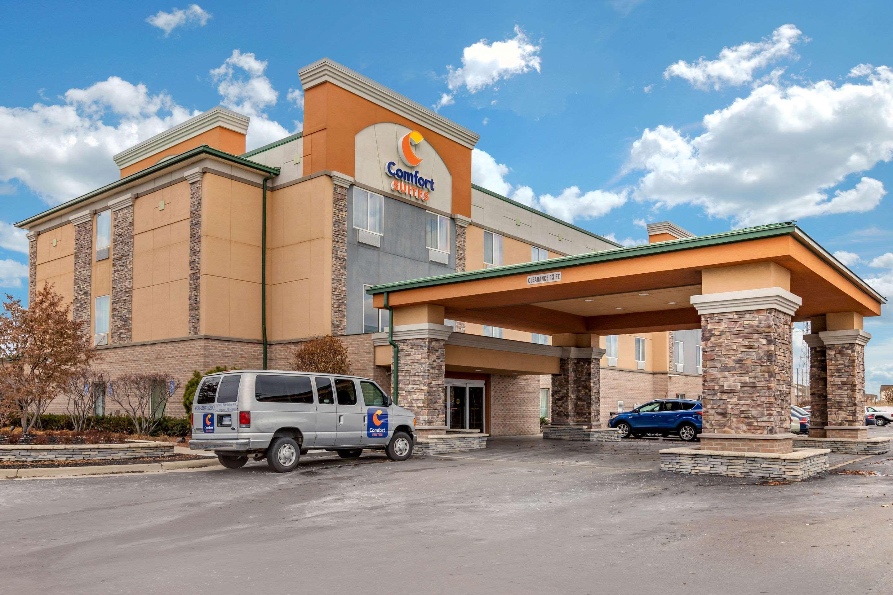 Comfort Suites Southgate-Detroit Exteriér fotografie